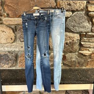 Hollister Low Rise Super Skinny Jeans! W24 - L32